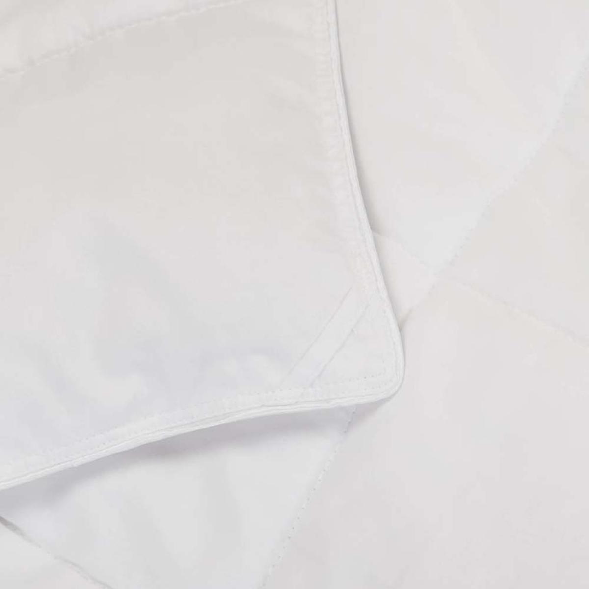 Slumber Cloud Outlast Lightweight Comforter Queen/Full The Warming